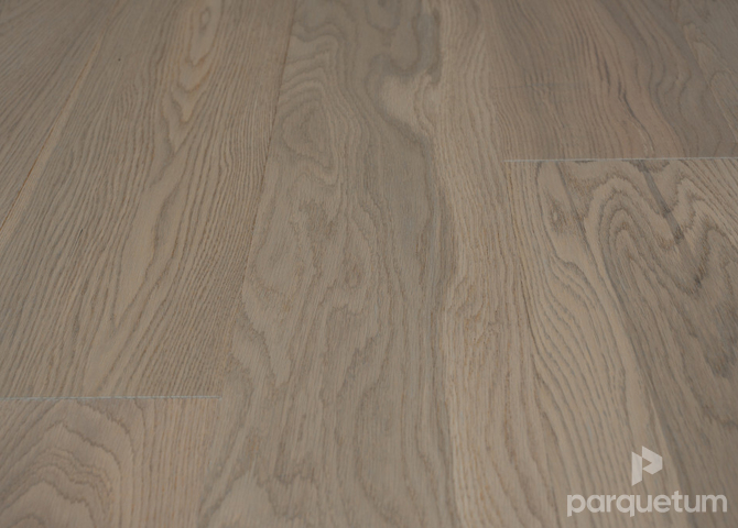 Фото №1 - Паркетная доска Amber Wood Классика - Дуб Капучино 