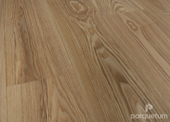 Фото №1 - Паркетная доска Amber Wood Классика - Ясень Бурбон